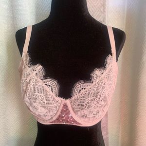 EUC Victoria’s Secret Dream Angels Push Up Bra Size 36DDD